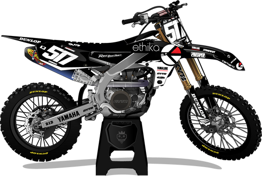 YAMAHA - BLACKWHITE